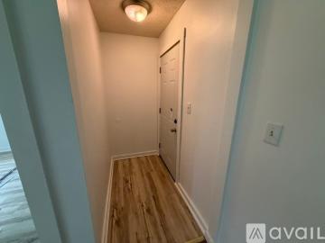 3 BR, 1.5 BA Apartment 1107 N 4th St, Unit 1, Terre Haute, IN 47807