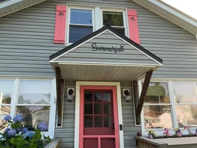 3 BR, 1.5 BA Apartment 110 Taylor Avenue, Madison, CT 06443