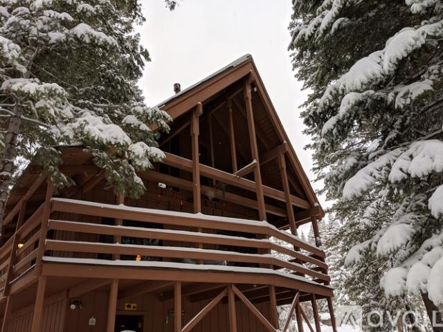 3 BR, 1.5 BA Apartment 13444 Davos Drive, Truckee, CA 96161