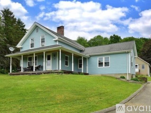 3 BR, 1.5 BA Apartment 13 New City Rd, Stafford, CT 06076