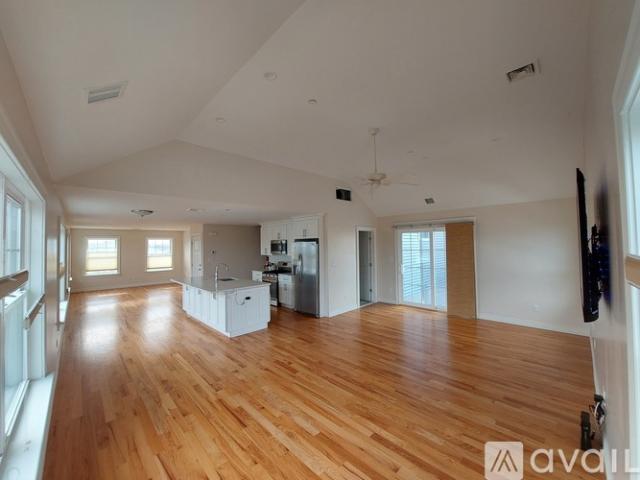 3 BR, 1.5 BA Apartment 157 Quebec Rd, Unit 2, Island Park, NY 11558