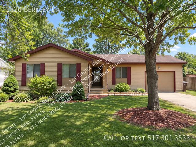 3 BR, 1.5 BA Apartment 1520 Berkley Dr, Holt, MI 48842