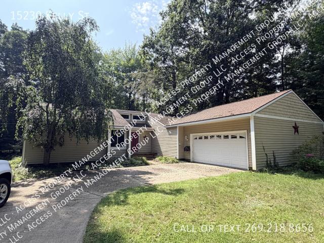 3 BR, 1.5 BA Apartment 15230 Kelly St, Spring Lake, MI 49456