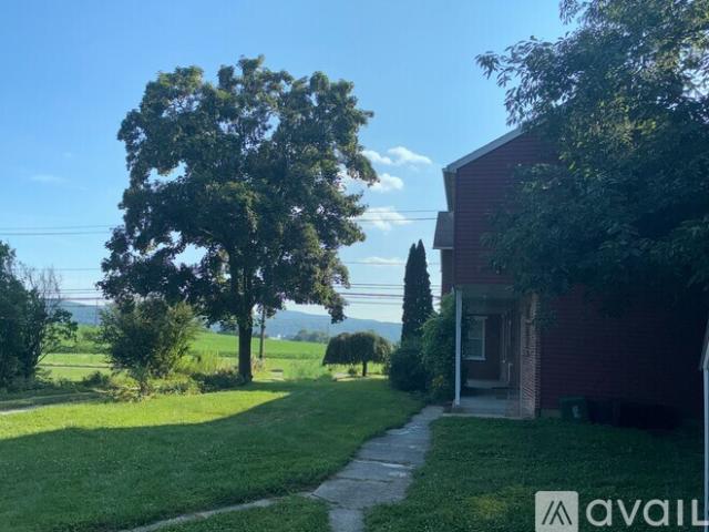3 BR, 1.5 BA Apartment 164 South River Street, Unit APT B, Marietta, PA 17547