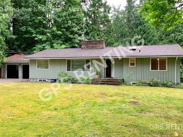 3 BR, 1.5 BA Apartment 18530 92nd Ave NE Upper, Bothell, WA 98011