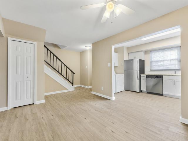 3 BR, 1.5 BA Apartment 180 Exton Road Unit 10 06, Somers Point, NJ 08244