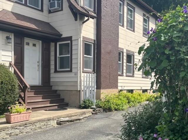 3 BR, 1.5 BA Apartment 181 Grand Ave, Unit 1st Floor, Leonia, NJ 07605