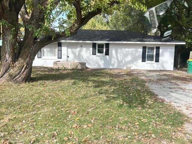 3 BR, 1.5 BA Apartment 224 East Worman Street, Sheridan, IN 46069