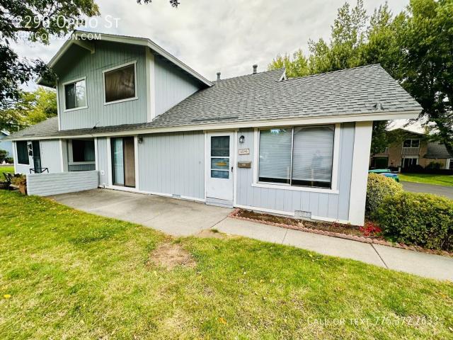 3 BR, 1.5 BA Apartment 2290 Oppio St, Sparks, NV 89431