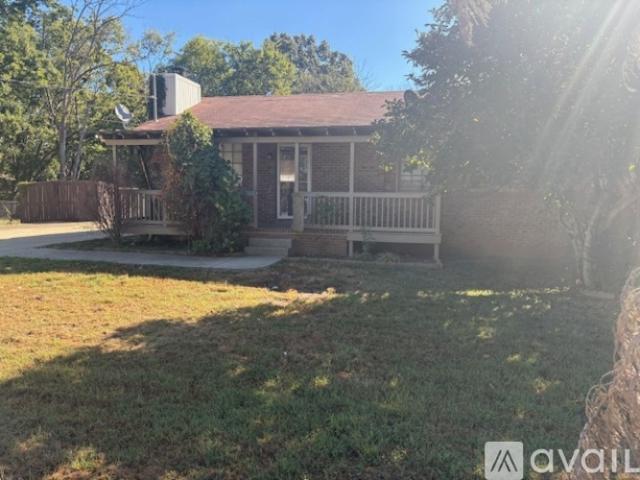 3 BR, 1.5 BA Apartment 229 Jackson Ave, Smyrna, TN 37167