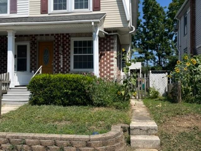 3 BR, 1.5 BA Apartment 2225 Reading Avenue, West Lawn, PA 19609