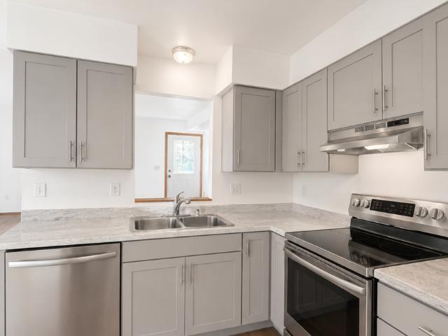 3 BR, 1.5 BA Apartment 257 North Street, Dane, WI 53529
