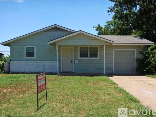 3 BR, 1.5 BA Apartment 2733 Roanoke Dr, Wichita Falls, TX 76306