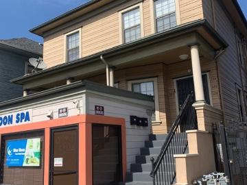 3 BR, 1.5 BA Apartment 324 International Boulevard, Unit 324, Oakland, CA 94606