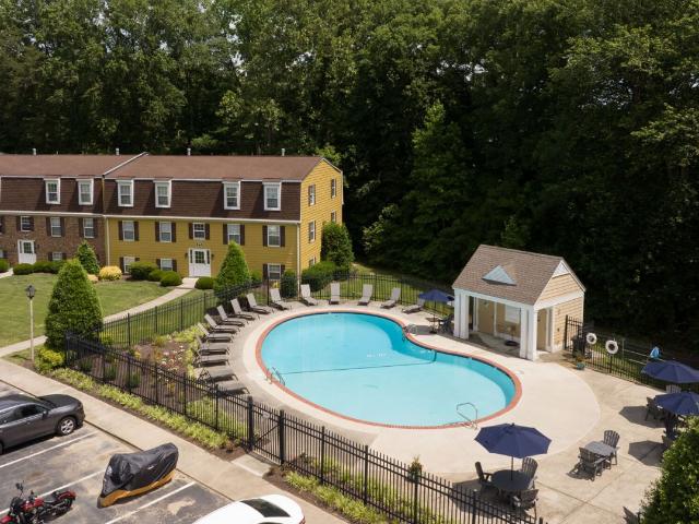 3 BR, 1.5 BA Apartment 327 Merrimac Trail Office 1C Unit B, Williamsburg, VA 23185