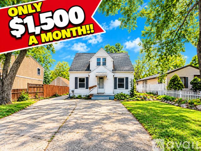 3 BR, 1.5 BA Apartment 320 Julian Ave, Lansing, MI 48917