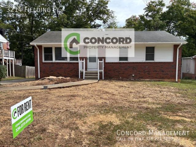 3 BR, 1.5 BA Apartment 3214 Fielding Pl Greensboro, NC 27405