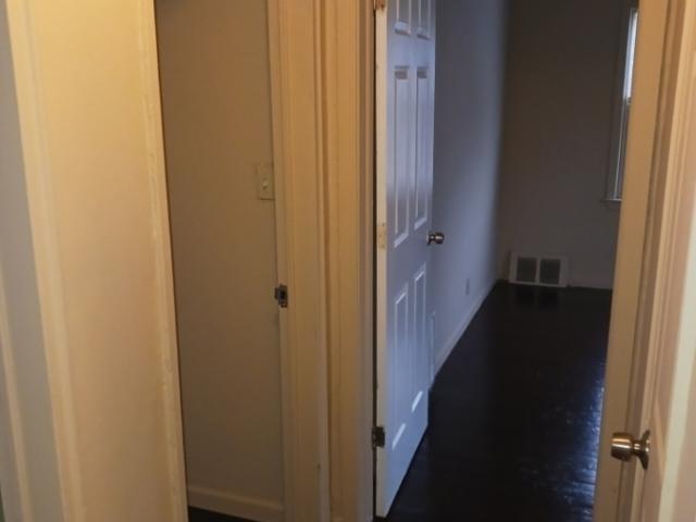 3 BR, 1.5 BA Apartment 3364 Ewald Cir Detroit, MI 48238