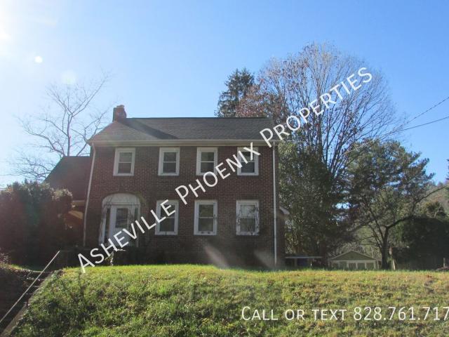 3 BR, 1.5 BA Apartment 407 Beaucatcher Rd, Asheville, NC 28805