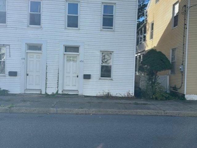 3 BR, 1.5 BA Apartment 436 438 Union St, Millersburg, PA 17061