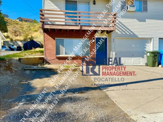 3 BR, 1.5 BA Apartment 431 Foothill Blvd, Pocatello, ID 83204