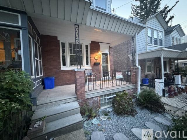 3 BR, 1.5 BA Apartment 4450 Dexter Street, Unit 4450 Dexter, Philadelphia, PA 19128