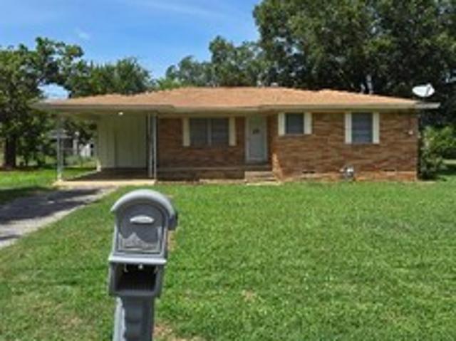 3 BR, 1.5 BA Apartment 507 E Mitcham St, Malakoff, TX 75148