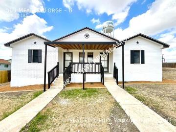 3 BR, 1.5 BA Apartment 509 Meadow Forge, Converse, TX 78109