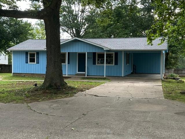 3 BR, 1.5 BA Apartment 503 Madison Street, Huntsville, AR 72740