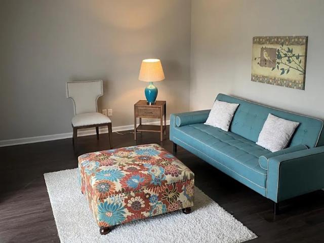 3 BR, 1.5 BA Apartment 5524 Rue Royale Unit 5527RR, Indianapolis, IN 46227