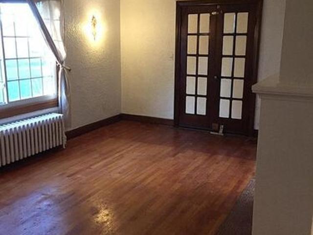 3 BR, 1.5 BA Apartment 570 Fairfield Street, Ypsilanti, MI 48197