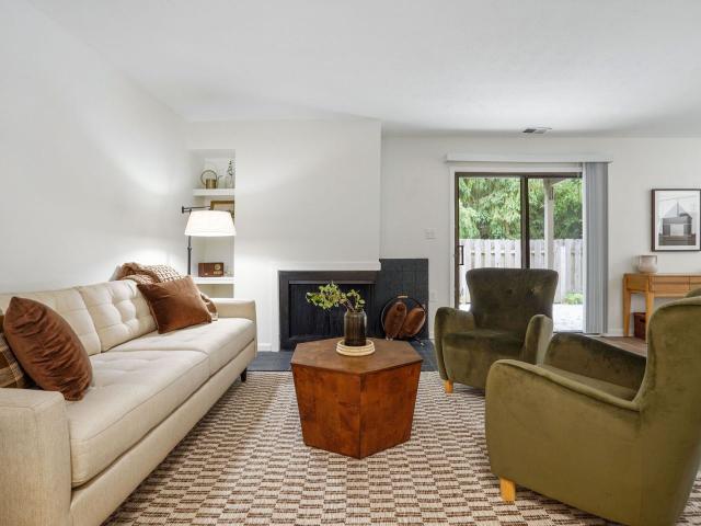 3 BR, 1.5 BA Apartment 5710 River Run Trail Unit 5614, Fort Wayne, IN 46825