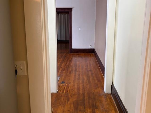 3 BR, 1.5 BA Apartment 587 South Ohio Avenue, Unit 587, Columbus, OH 43205