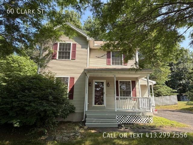 3 BR, 1.5 BA Apartment 60 Clark St, Belchertown, MA 01007