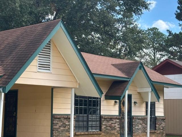 3 BR, 1.5 BA Apartment 622 Lake Glen Place, Jackson, MS 39213