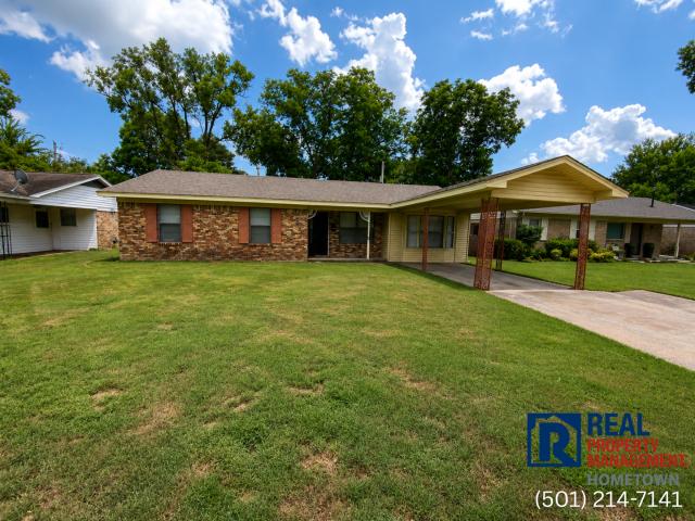 3 BR, 1.5 BA Apartment 6522 Farmstead Rd, North Little Rock, AR 72117