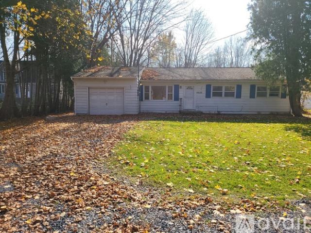 3 BR, 1.5 BA Apartment 6626 Ny 31, Cicero, NY 13039