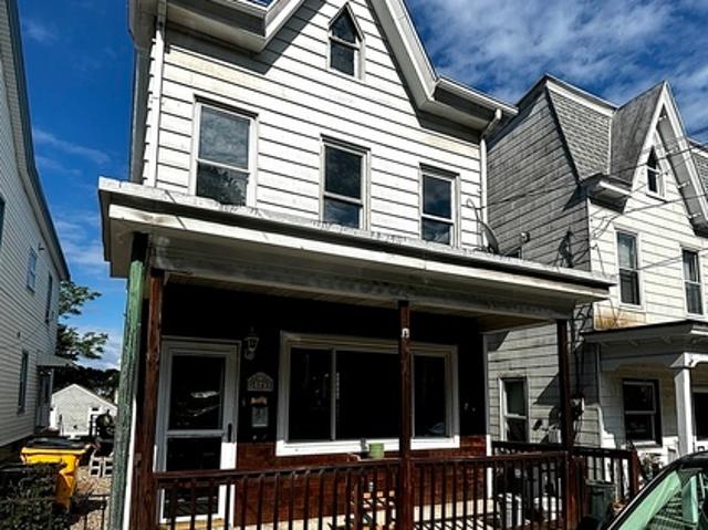 3 BR, 1.5 BA Apartment 84 North Berne Street, Schuylkill Haven, PA 17972
