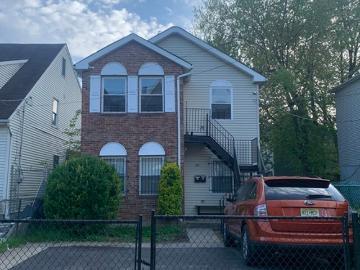 3 BR, 1.5 BA Apartment 85 Jefferson St, Unit 2, Paterson, NJ 07522