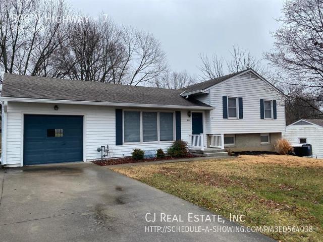 3 BR, 1.5 BA Apartment 900 N Highway, Pleasant Hill, MO 64080