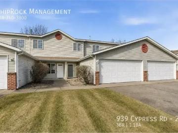 3 BR, 1.5 BA Apartment 939 Cypress Rd, St. Cloud, MN 56304