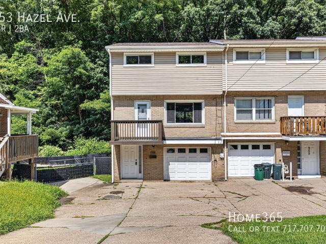 3 BR, 1.5 BA Apartment 953 Hazel Ave Ambridge, PA 15003