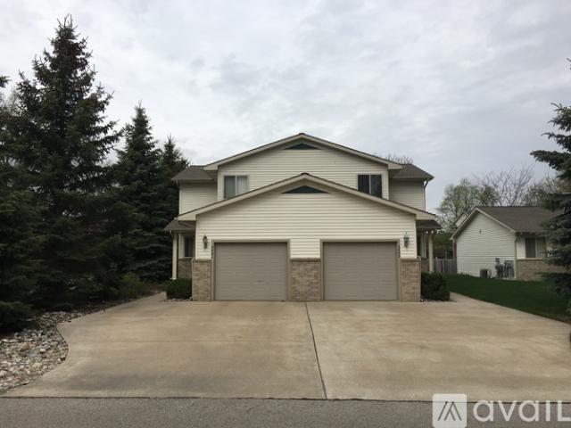 3 BR, 1.5 BA Apartment Morning Dawn Dr, Unit 2402, Midland, MI 48642