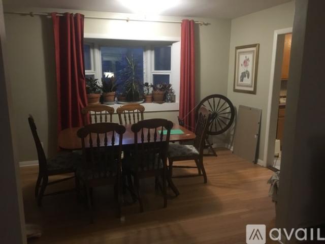 3 BR, 1.8 BA Apartment 2210 Brentwood Pkwy, Madison, WI 53704