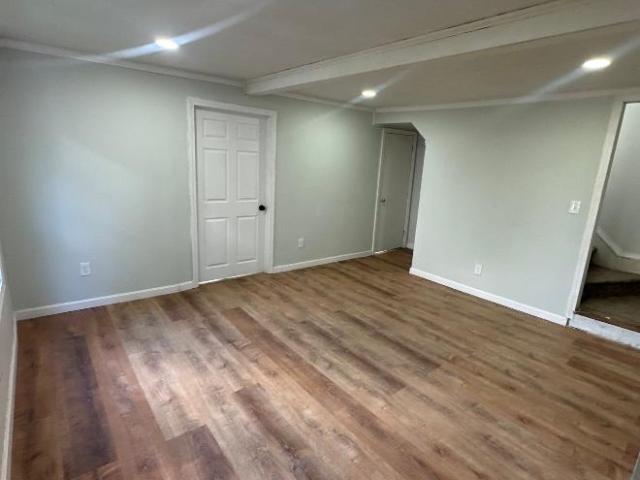 3 Br, 1 bath, Townhouse/Brownstone/RowHouse 45 W Bates St