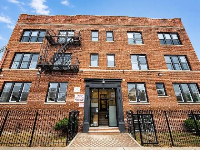 3 Br, 1 bath, Condo 535 Hawthorne Ave