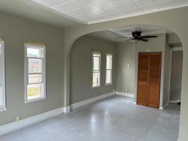 3 Br, 1 bath, Condo 3804 Washington St