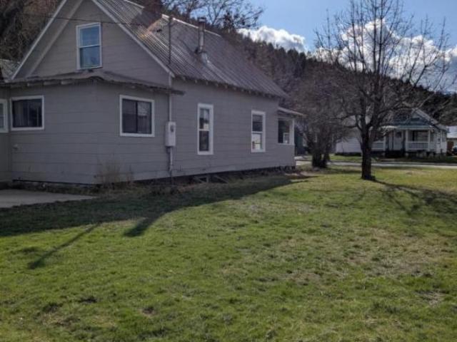 3 Br, 1 bath, Single Family 1503 Dakota Ave