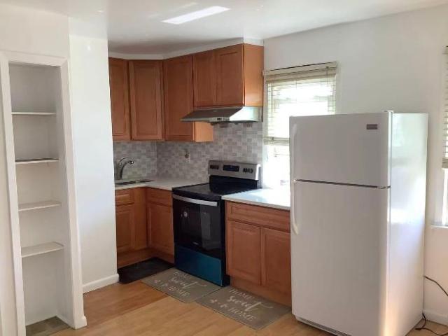 3 Br, 1 bath, Single Family 435 Forest St