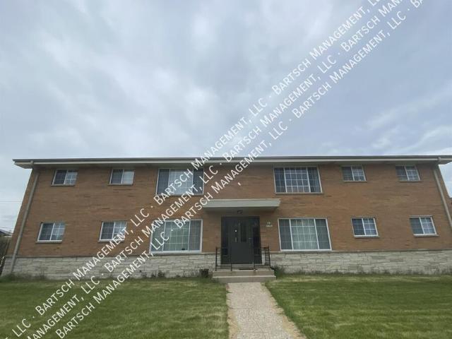 3 BR, 1 BA Apartment N84W15504 Menomonee Ave, Menomonee Falls, WI 53051